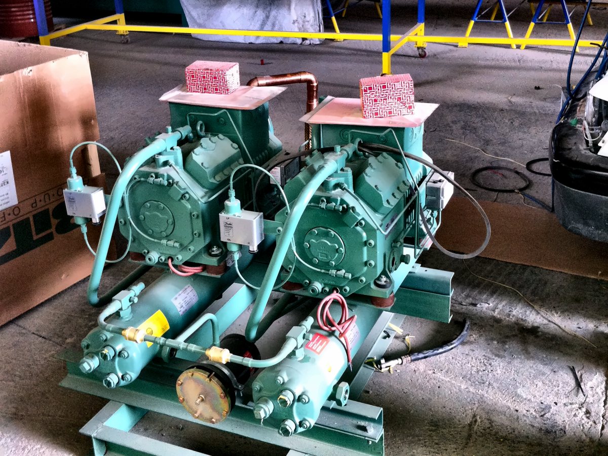 Twin-compressor package built by GMRL